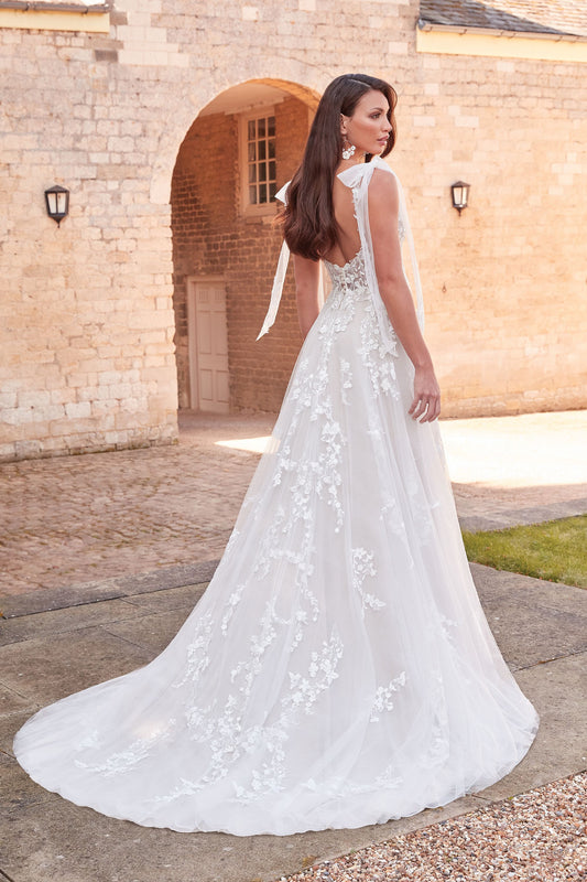 Sincerity Bridal 44346